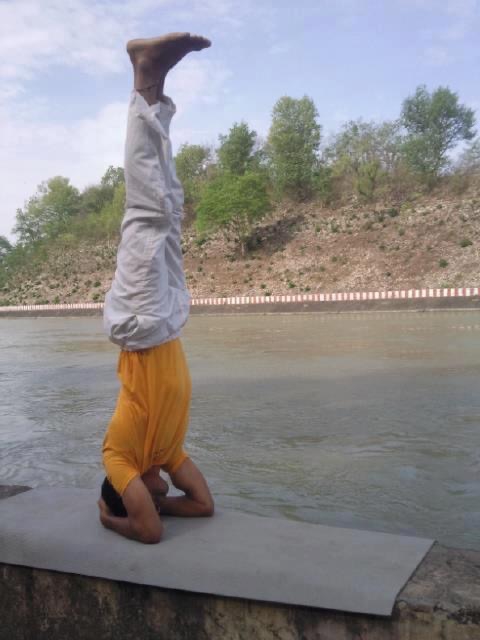 Sirsasana or Headstand Pose: Steps and Benefits - Rishikesh Adiyogi